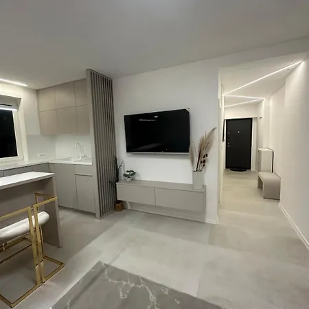 Διαμέρισμα Metronom Elegance Centre *