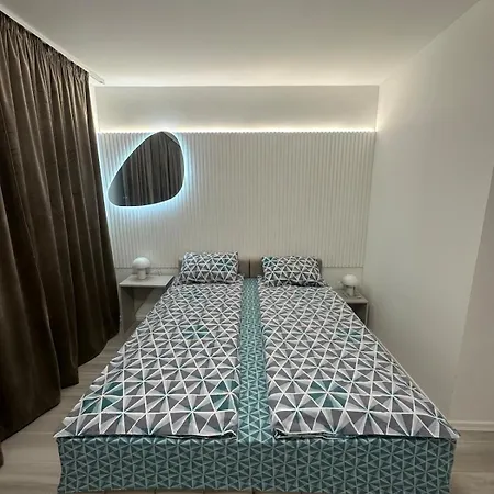 Metronom Elegance Centre Apartment